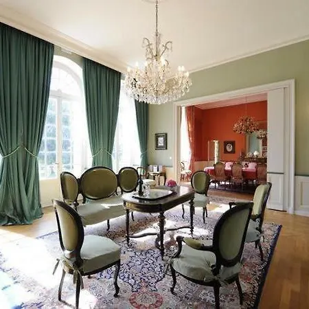 La France - Chateau Beychac-et-Caillau